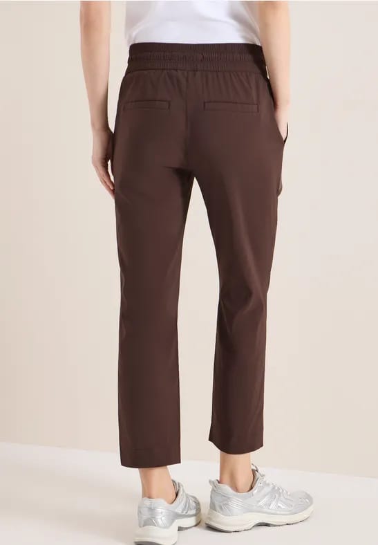 7/8 Mid Waist Slim Legs broek in casual fit