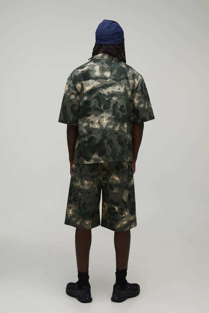 Oversized Shirt Met Korte Mouwen En Gewassen Camo Co-ord | Khaki | Size Medium