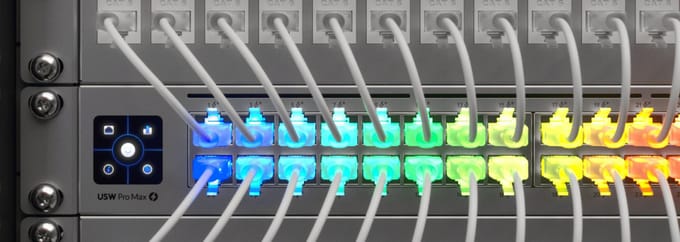 Ubiquiti UACC-Cable-Patch-EL-0.15M-W-24 - Patchkabel Set - 24 stuks - Cat6 - 15 cm - Wit