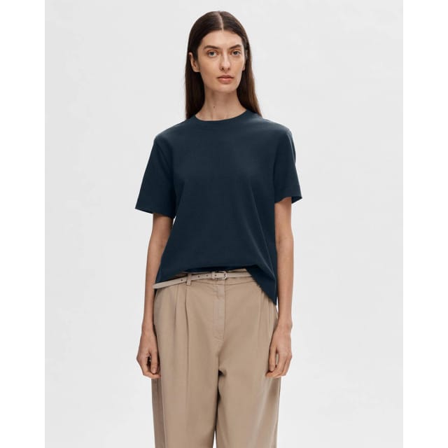 boxy fit T-shirt van katoen- en viscosemix model 'ESSENTIAL'