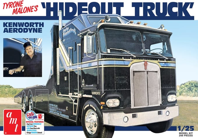 AMT Modelbouwpakket Militaire voertuigen - 1158 Hideout Truck Transporter Kenworth - Tyrone Malone Plastic - 1:25 - Modelbouw
