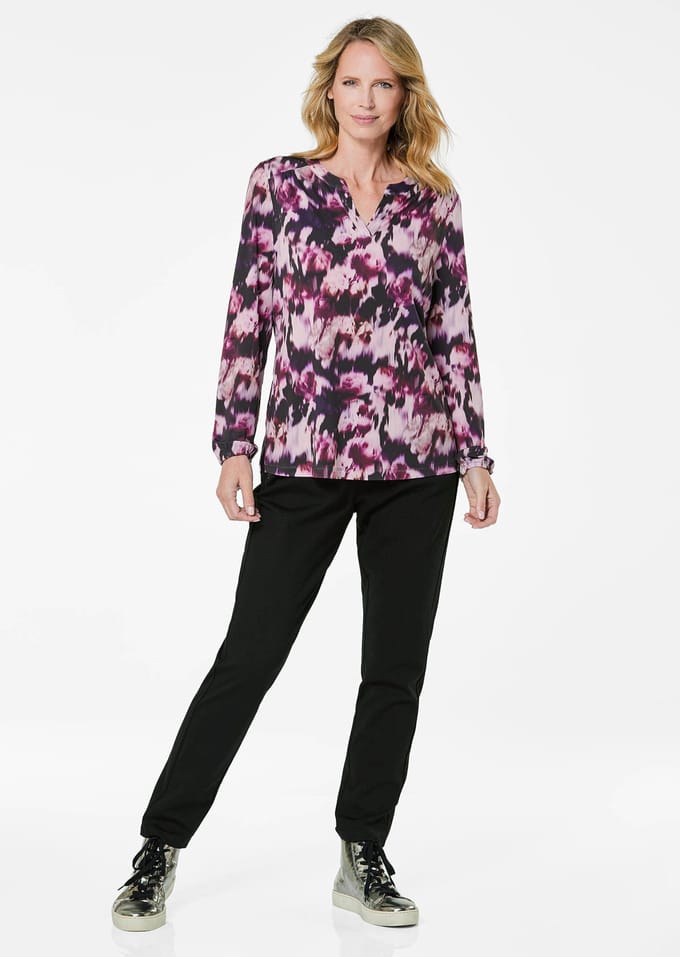 Blouseshirt in vrouwelijk model - bessen / gedess. - Gr. 23 van Goldner Fashion