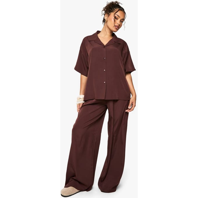 boohoo Dames Oversized Shirt Co-ord | Chocolate | Maat: 14