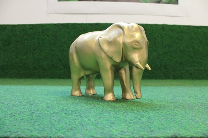 Nakiche Koi Olifant - Tuinbeeld - Goud