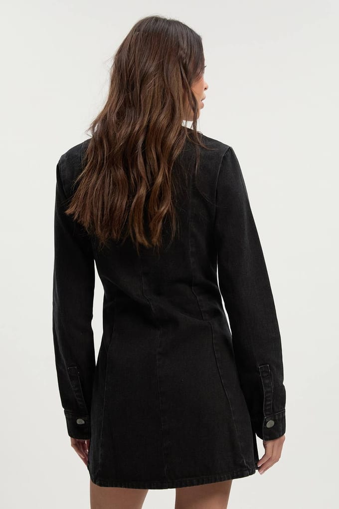 boohoo Dames Flare lange mouwen minijurk | Washed Black | Maat: 6