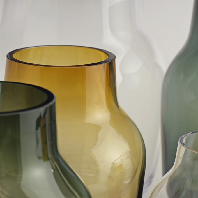 Muuto Silent vaas - oranjebruin - M