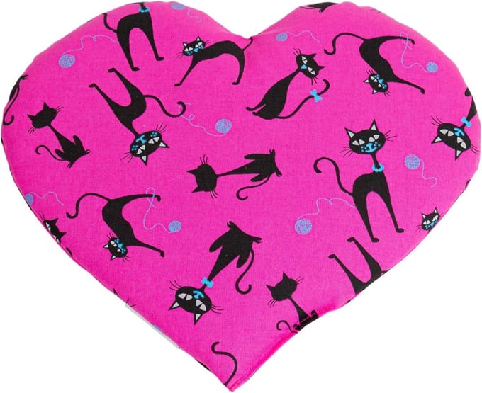 Warm en koud kussen in hartvorm met kattendesign