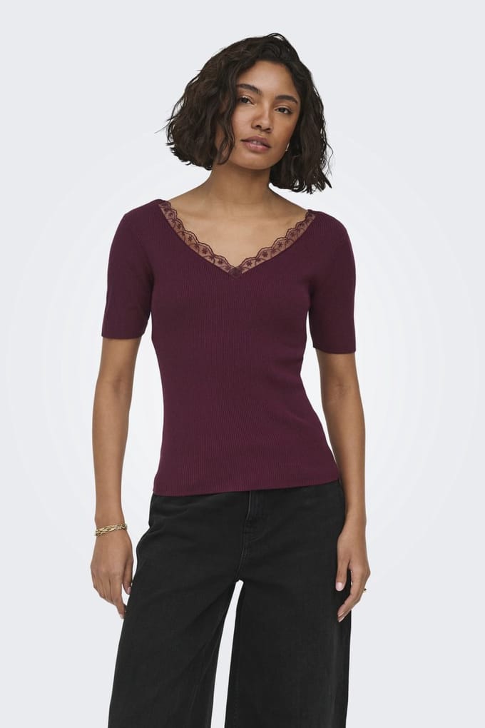Jacqueline de Yong T-shirt Jdynanna S/s Revers Lace Pullover K 15376557 Windsor Wine Dames Maat - L