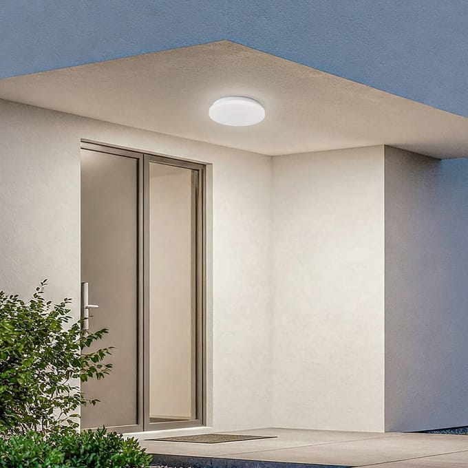 Lindby LED buiten plafondlamp Kirkola, 3000 K, Ø 26 cm, wit