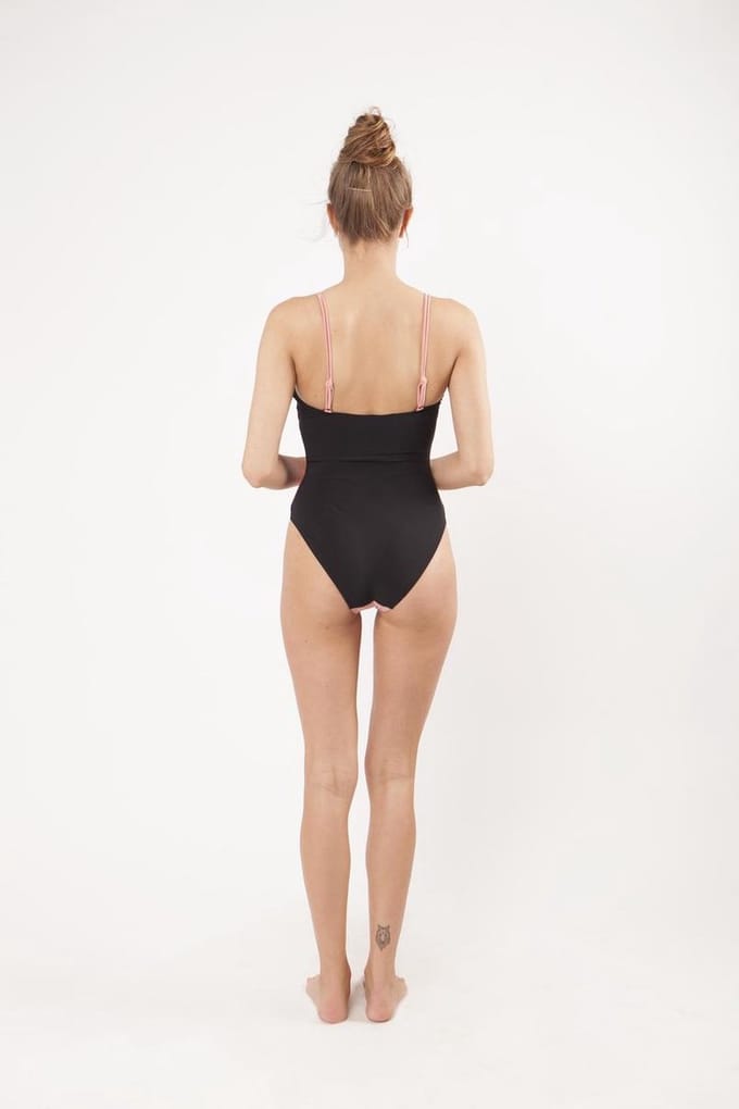 Barts - Maat 36 - Lourdes V-Neck One Piece - dusty pink - Vrouwen
