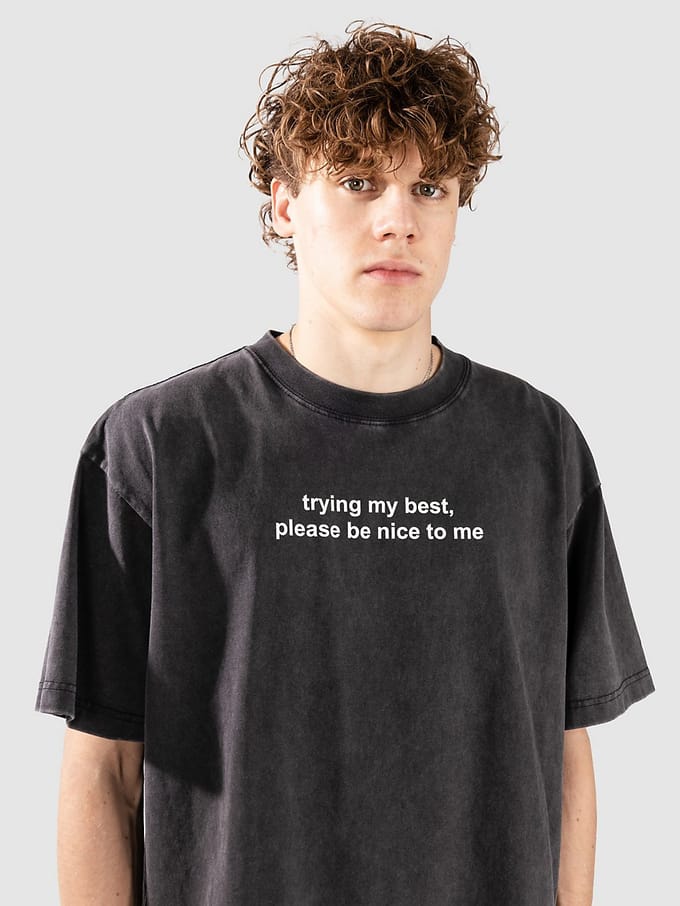 A.LAB Trying My Best Cropped T-Shirt zwart