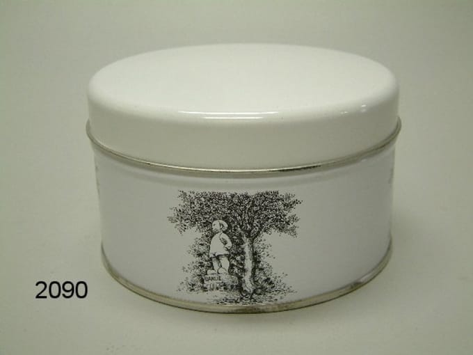 Bartje blikje – Wit – 11 x 11 x 6,5 cm – Rondom afbeelding