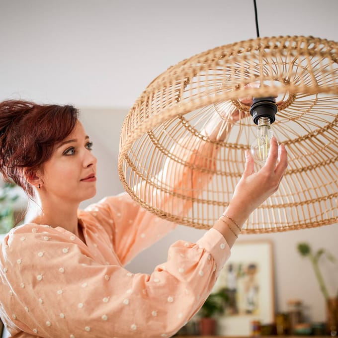 Philips ultra-efficiënte heldere ledlamp - 60 W - E27-fitting - warmwit; 2700 K - ultra-efficiënt: energielabel A - verpakking van 6