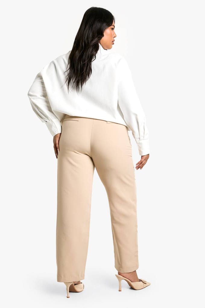 boohoo Dames Plus Rechte Pijp Getailleerde Broek | Steen | Maat: 54