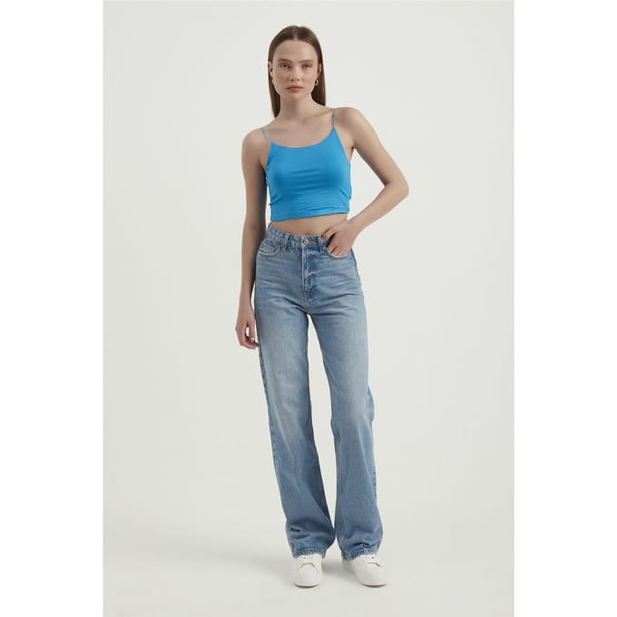 Spaghetti Band Basis Cropped Cami Top