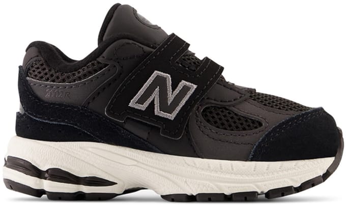 New Balance 2002R Unisex Sneakers - BLACK