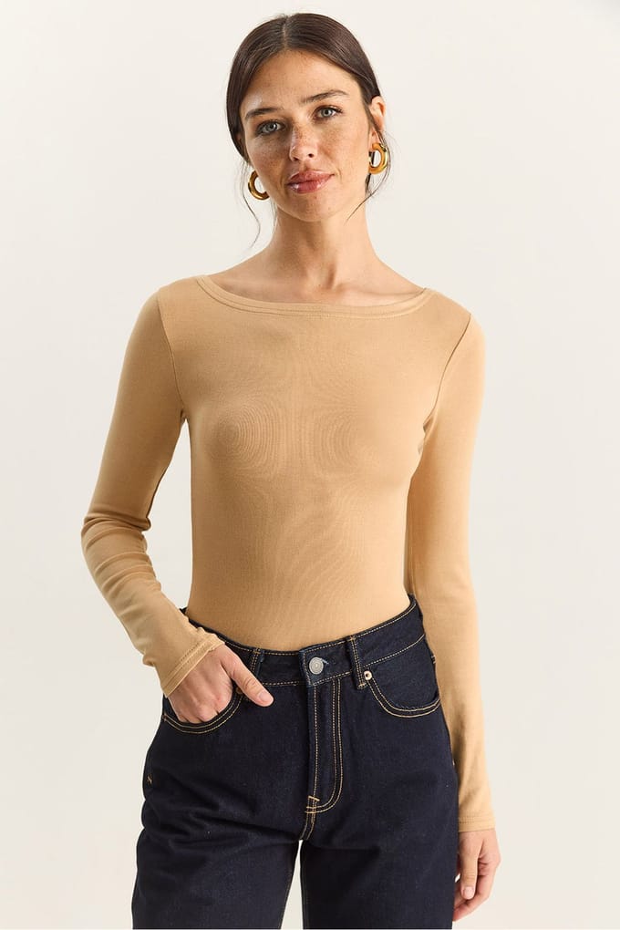 Aangesloten Basis Top