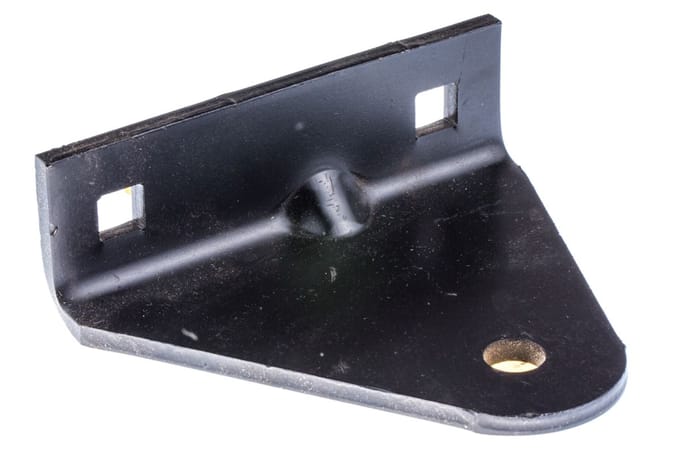 Bracket r.h.
