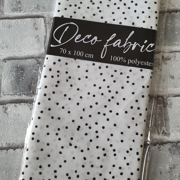 Deco Stof, 100% Polyester, quilten, patchwork, embroidery, 70 x 100 cm, Patroon wit met stippen
