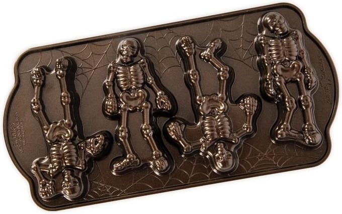 Bakvorm "Spooky Skeleton Cakelet Pan" - Nordic Ware | Fall Harvest Bronze