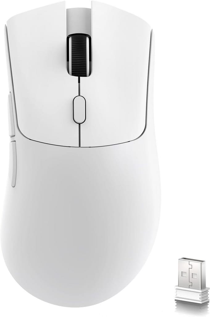 Lichtgewicht Draadloze Gamingmuis met Tri-mode en Programmeerbare Knoppen