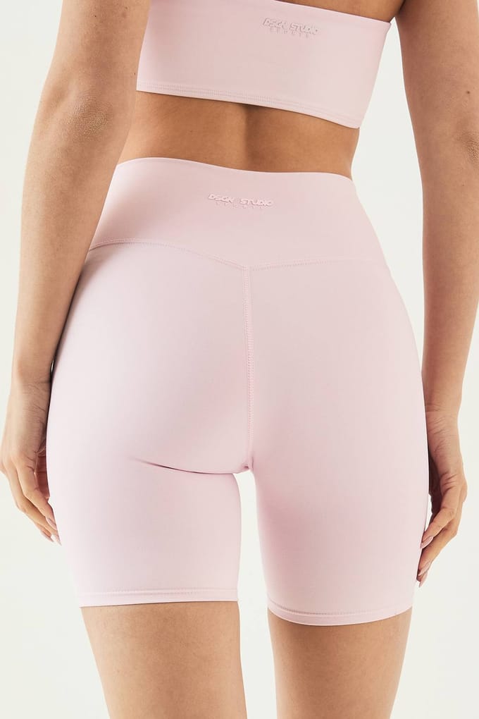 Dames Dsgn Studio Ultra Sculpt Wikkel Taille Fietsshort | Pink | Maat: XS