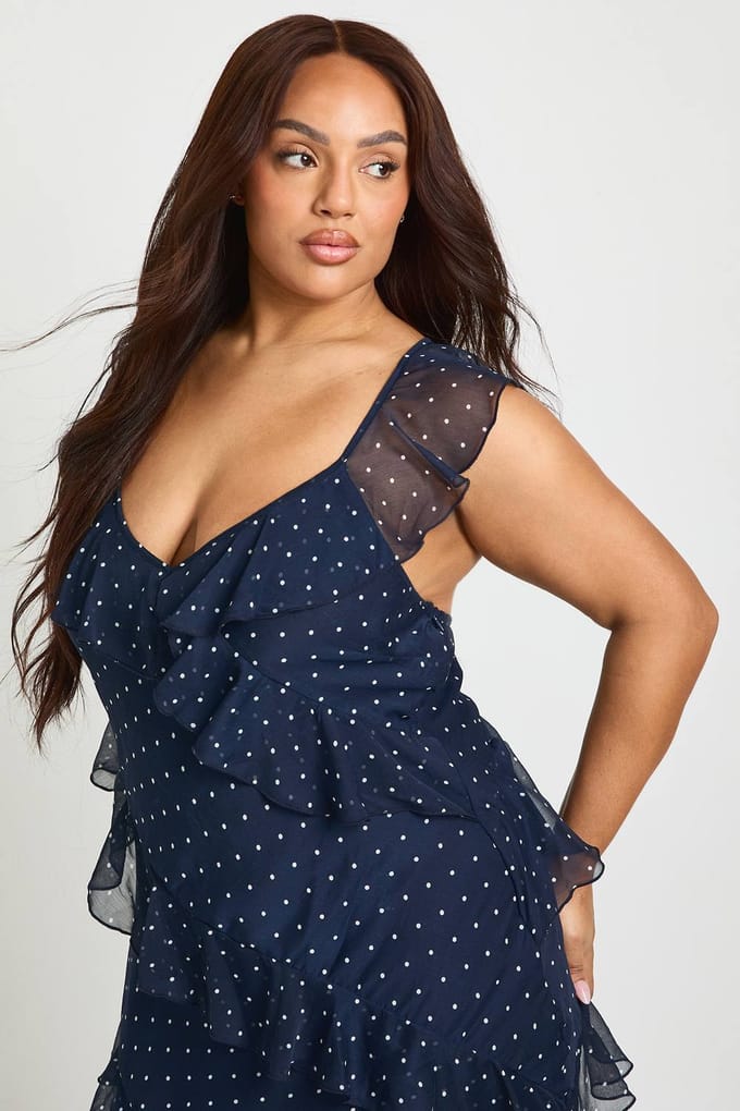 boohoo Dames Plus Polka Dot Ruffle Maxi Jurk | Marineblauw | Maat: 44