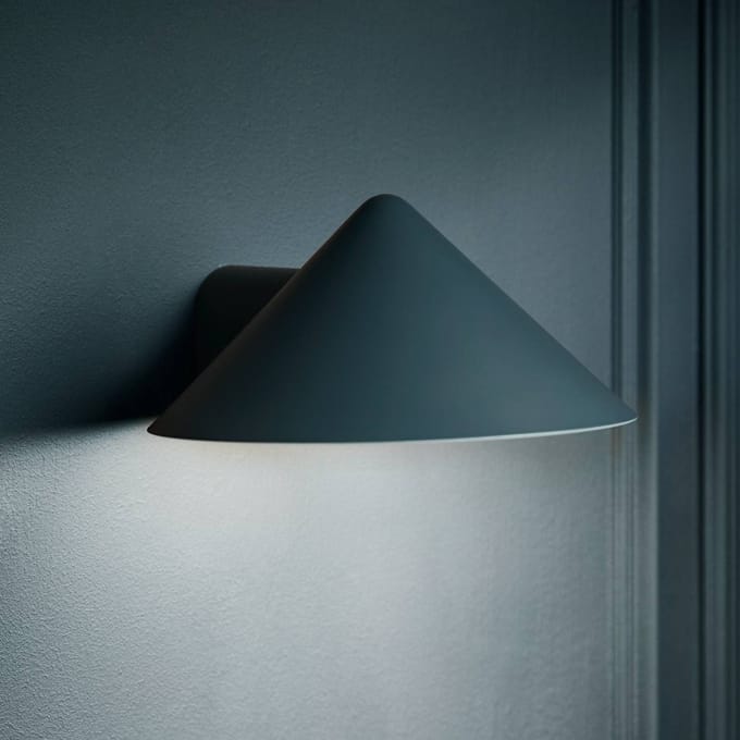 FRANDSEN LED wandlamp op batterijen Grasp, petrol, 15 cm