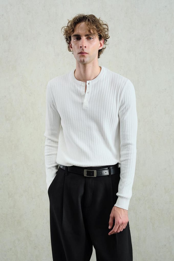 Slim Fit Lange Mouwen Knop Kraag T-Shirt