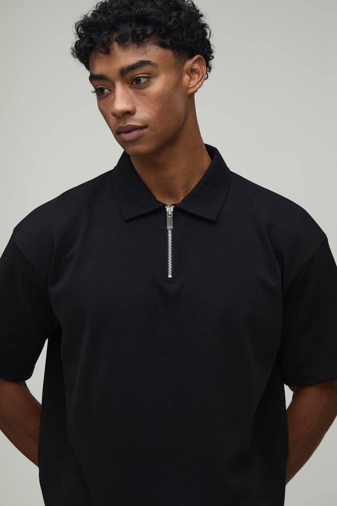 Oversized Boxy Interlock Polo Met Korte Mouwen En Pintuck Short Set | Black | Size Medium