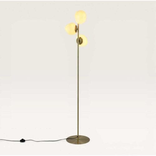 Lusenz - Elyndra - Gouden Staande lamp Metaal 150 cm - 3 bollen - Retro Klassiek Modern design - Woonkamer lamp - Gebroken wit glas - Met voetschakelaar