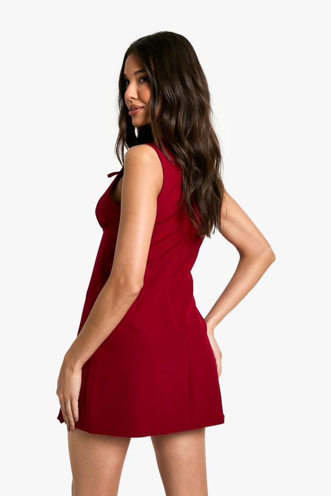 boohoo Dames Keyhole Geplooide Getailleerde Mini-Jurk | Bessen | Maat: 42