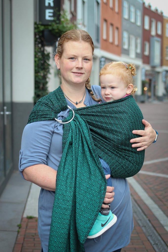 Yaro Turtle Emerald-Black Ring Sling