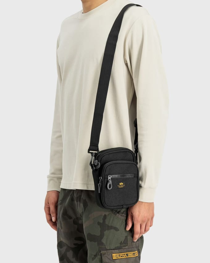 Label Messenger Bag S