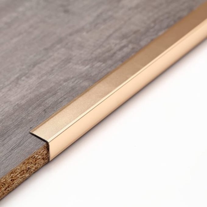 Allecto - Hoekbeschermers - Aluminium Peel- -Stick - 0,9 m x 2 cm
