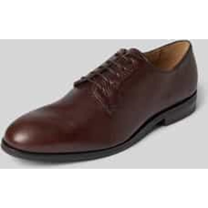 Derby schoenen van leer met vetersluiting en labeldetail