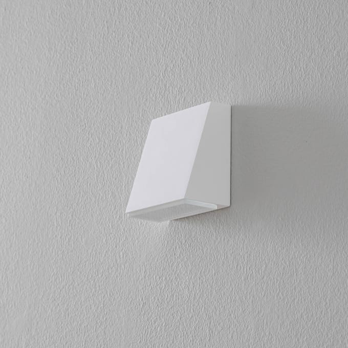 Bega 78047 Wandlamp trapezium 3000K 9cm wit 255lm