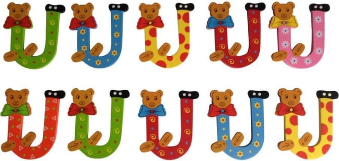 Houten letter U - naamletter Beer 10 cm