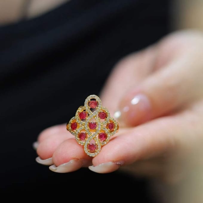 Koninklijke Ring met Echte Robijn – Verstelbaar
