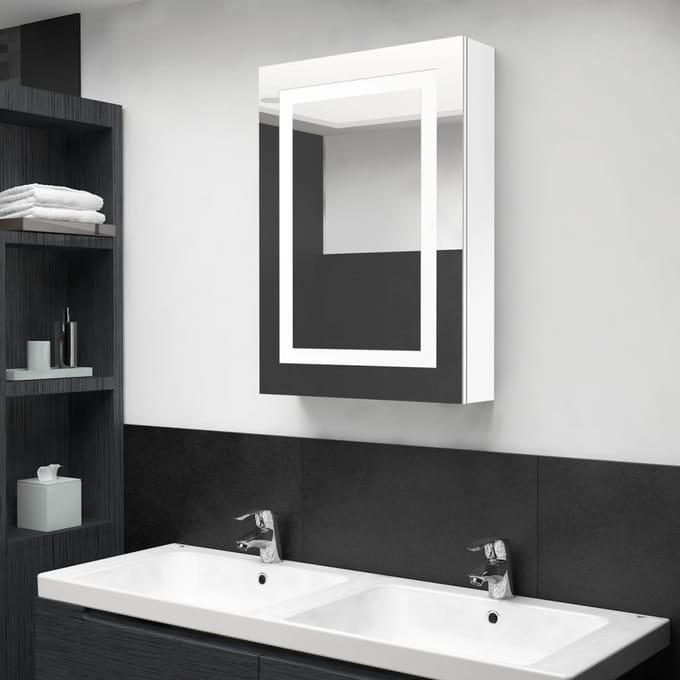 vidaXL - Badkamerkast - met - spiegel - en - LED - 50x13x70 - cm - glanzend - wit