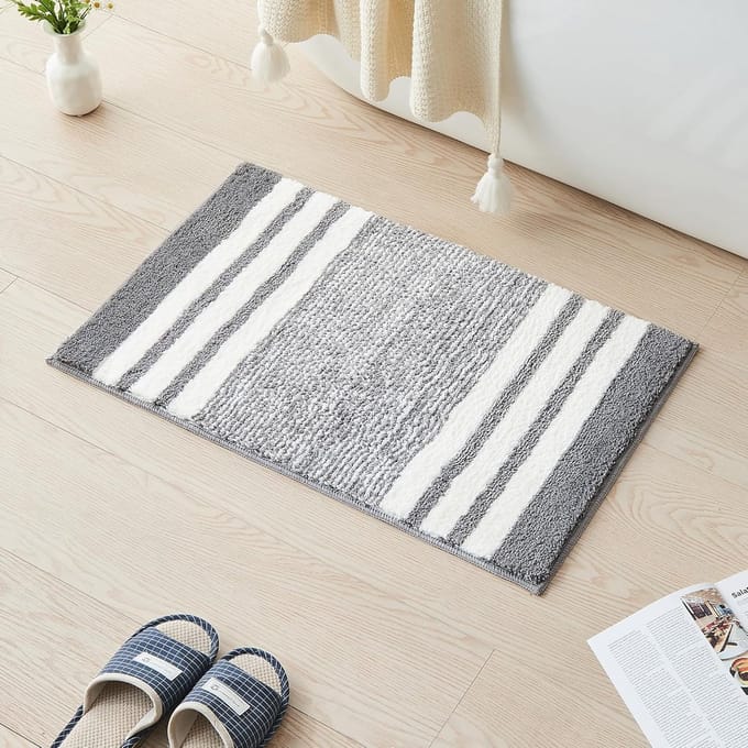 Grote Antislip Badmat Grijs Gestreept - Zacht & Super Absorberend Microvezel Badtapijt