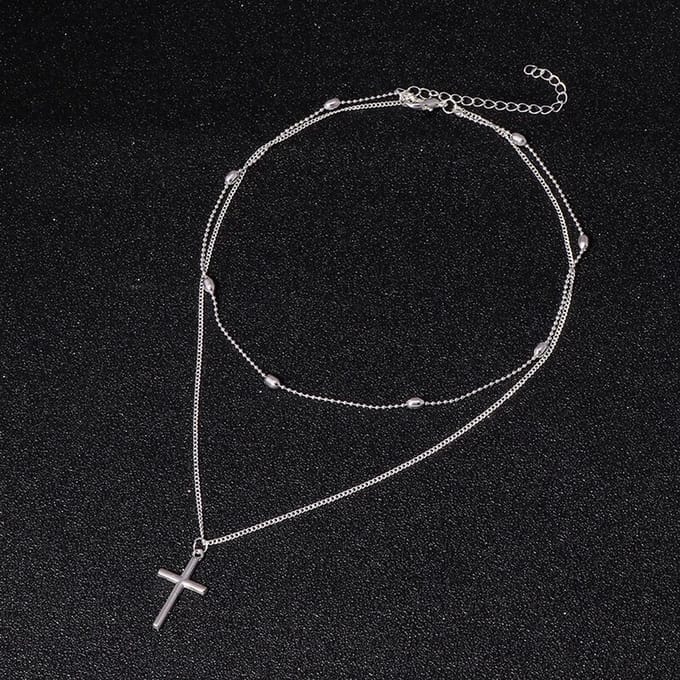 Ketting met kruisje + Ketting fantasy zilverkleur