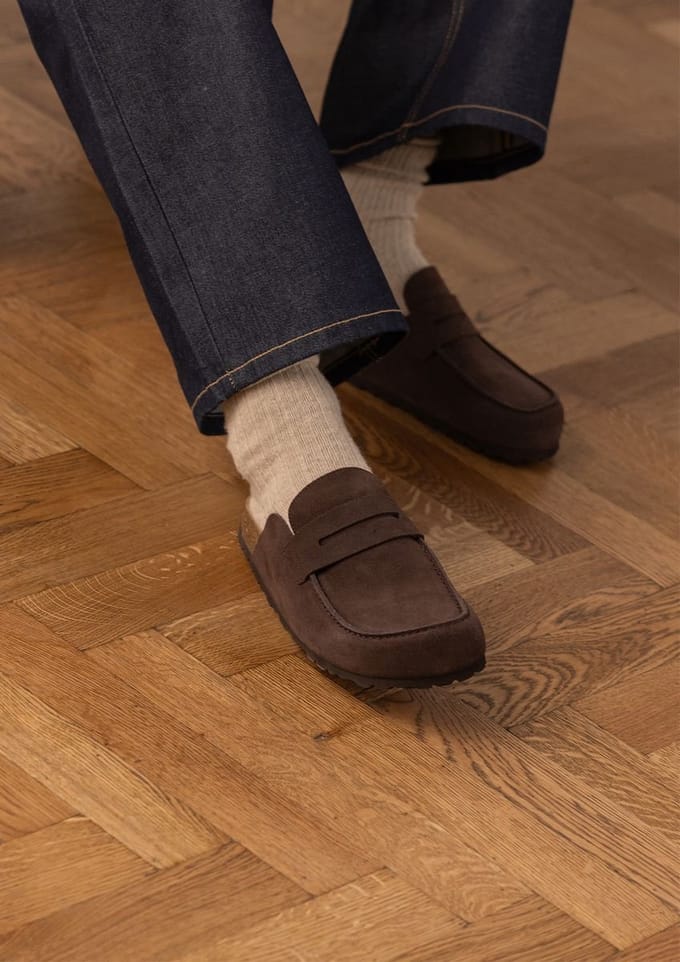 Manfield - Heren - Donkerbruine suède clogs - Maat 44