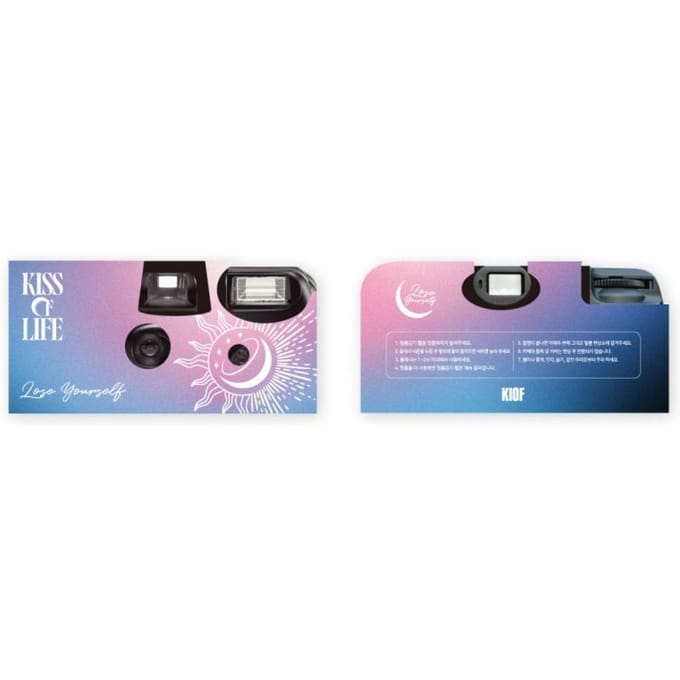 Kiss Of Life   Wegwerpcamera   3e Mini Album gray