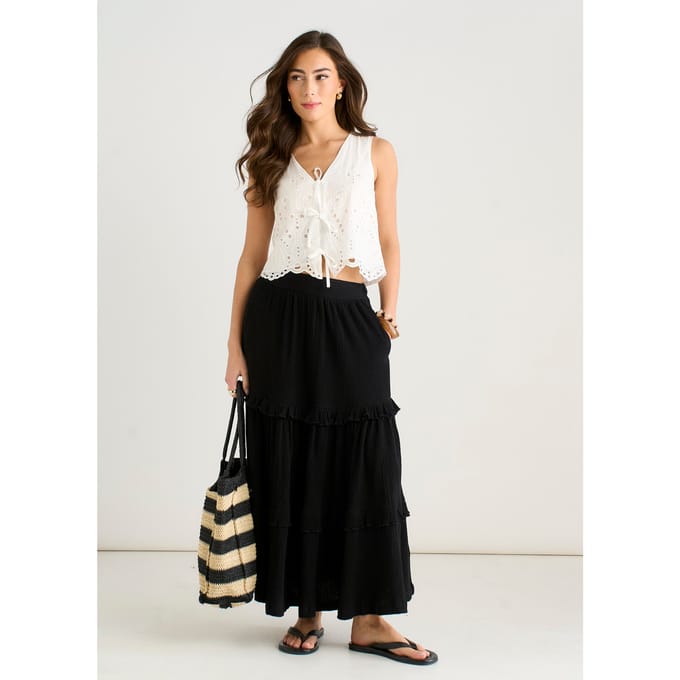 Zwarte, gelaagde katoenen skater-maxi-rok