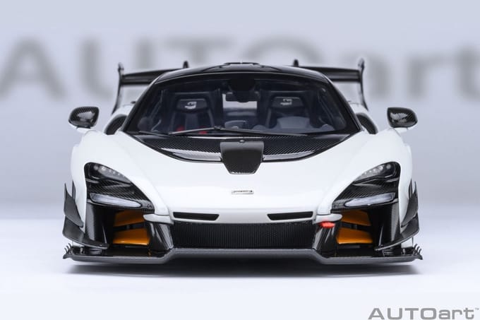 AUTOart 1/18 McLaren Senna GTR, Silica White