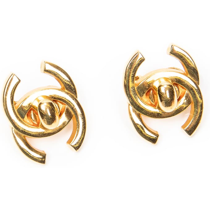 CC Turn Lock Clip On Earrings  Oorbellen