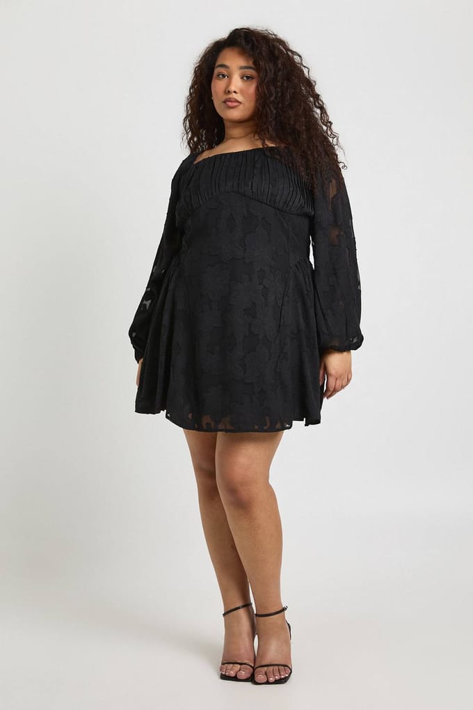 boohoo Dames Plus Burnout Chiffon Boerinnetje Skater Jurk | Zwart | Maat: 44