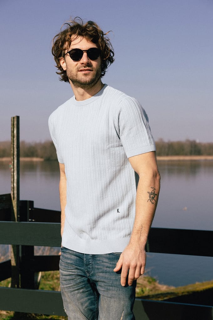 Kultivate Ts Vertical Skyway Size: L | Sweaters Outlet | Heren | Blauw