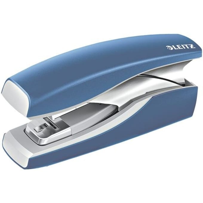 Nietmachine Leitz New NeXXt Softpress, metaal, 30 vellen / 3 mm, met 200 nietjes, blauw
